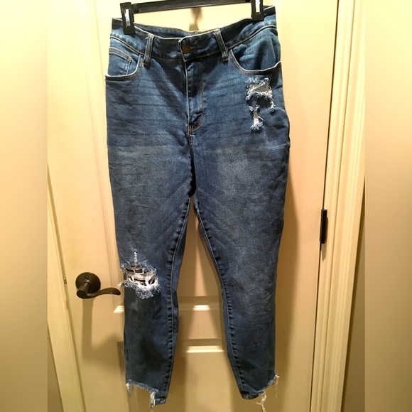 Judy Blue size 16 skinny distressed jeans - Picture 1 of 4